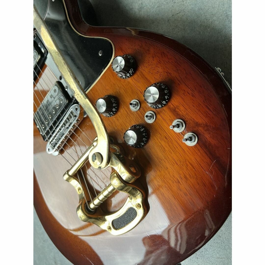 YAMAHA SF-500 Super Fighter Electric Guitar made in 1978 YAMAHA SF-500 Super Fighter Electric Guitar made in 1978