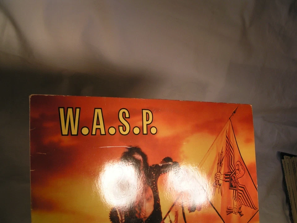 W.A.S.P.  -  THE LAST COMMAND !! ( LP ) * 1.NL-Pressung * VINYL NEAR MINT * - Bild 3 von 4