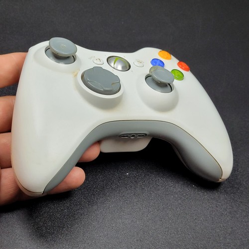 Xbox 360 Remote Wireless Used. For Parts