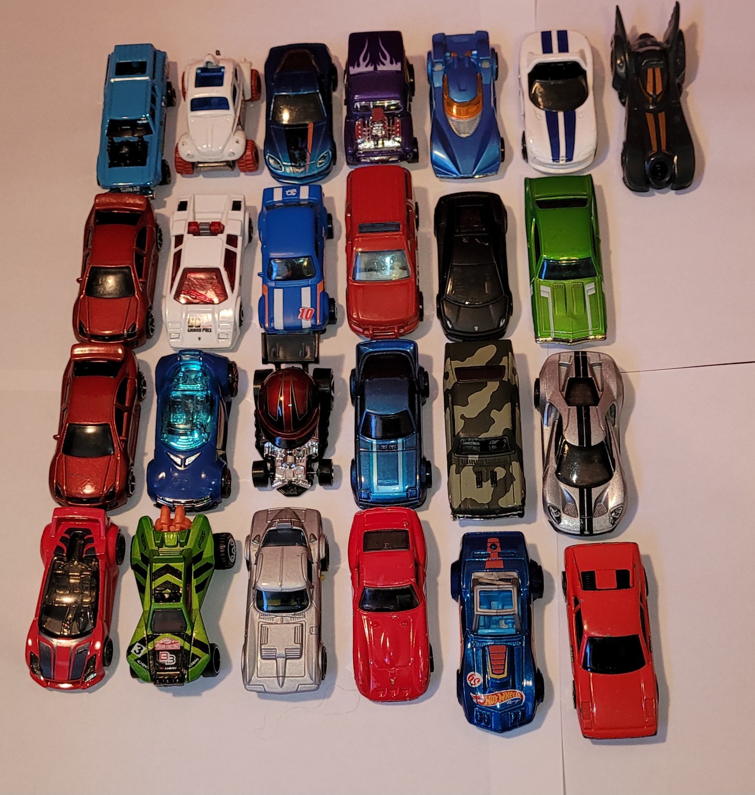 HOT WHEELS LOT 25 CARS YEARS 1983-2021 MAJORITY IN MINT/NEAR MINT CONDITION