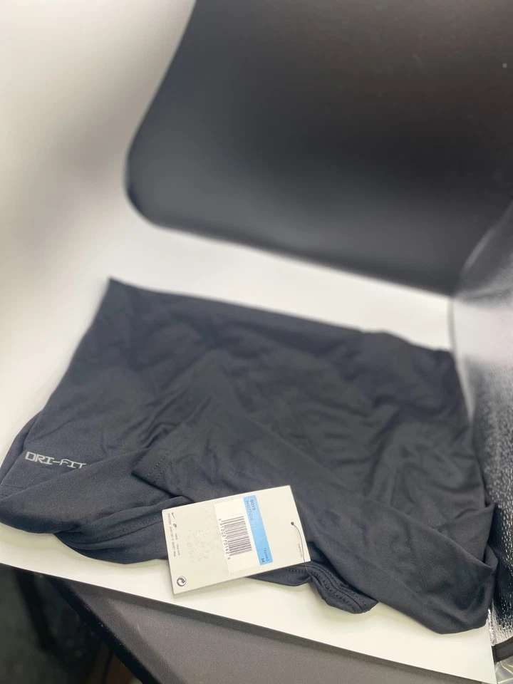 NEW Nike Boys Dri-Fit Legend Long Sleeve Black Youth 840177-010 Medium - Image 4 of 4