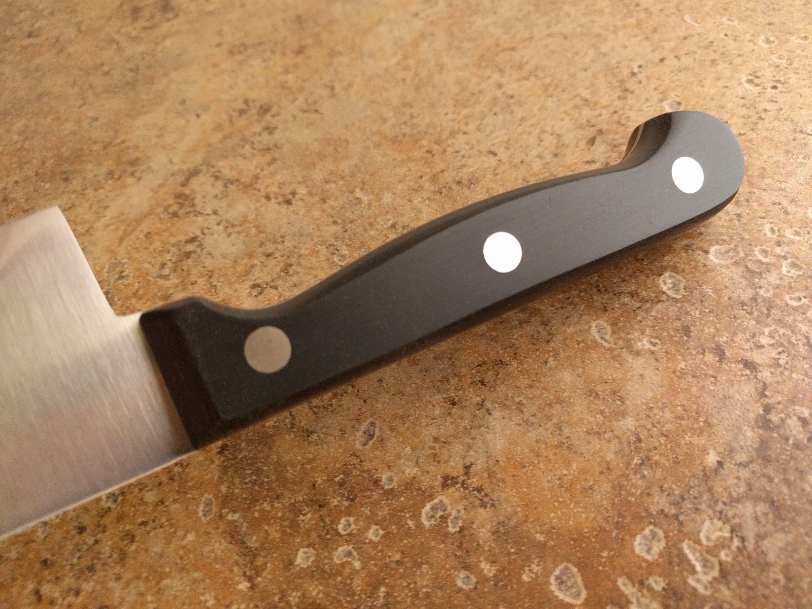 Chicago Cutlery Chef’s Knife 25F20D 8” Blade Black Handle 3 Rivet