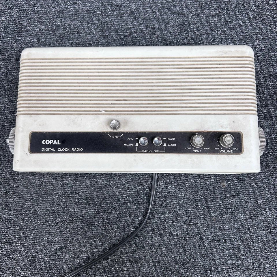 Radio Reloj Abatible Vintage Copal Retro Años 70 Foto 3 de 4