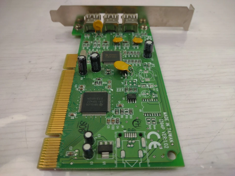 ADAPTEC AFW-4300A LP UNIV HOST ADAPTER PCI 3 PORT 1973600 - Image 3 of 4