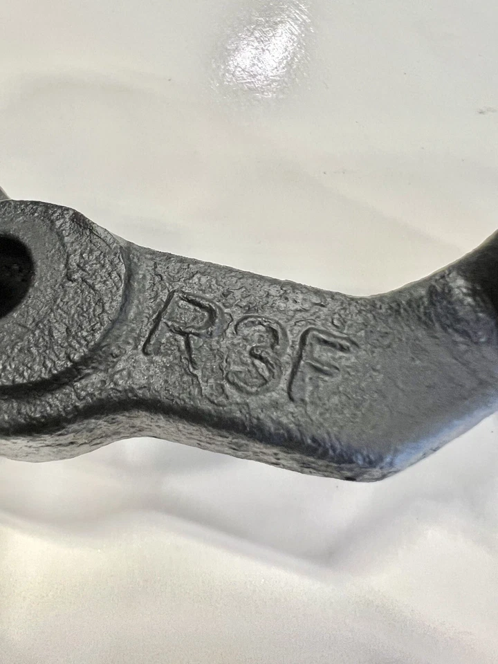 Brazos de control delanteros Mazda Rx3 808 Foto 4 de 4