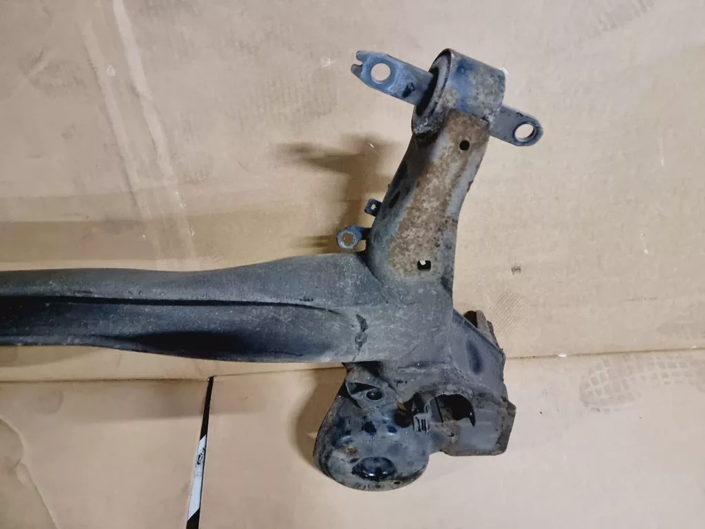 2017 Peugeot 3008 P84 1.6 BlueHDi Rear subframe 9833974980 OEM | eBay
