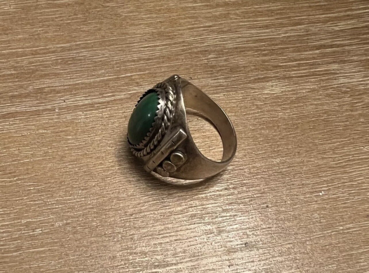 Antique Handmade Malachite Ring - image 4