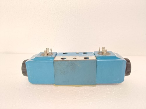 Eaton Vickers DG4V-3-8C-VM-U-C6-61 Hydraulic Directional Control Valve - Picture 9 of 9