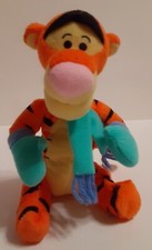 STAR BEAN Frosty Friend TIGGER TIGER 7" Pooh.