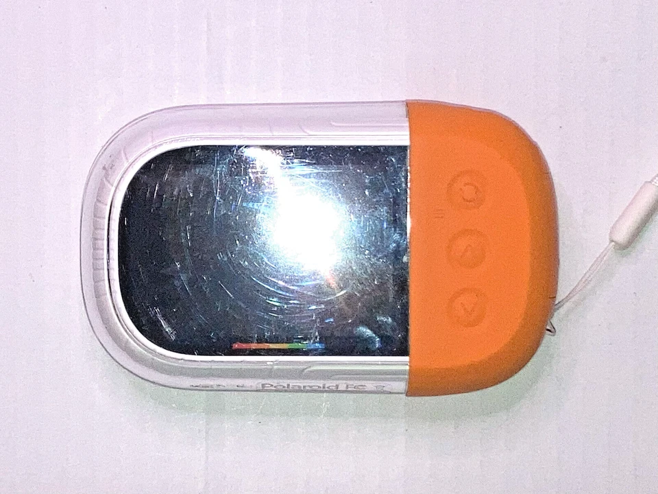 Polaroid WAVE Splash Waterproof Underwater Streaming Camera - Image 2 of 4
