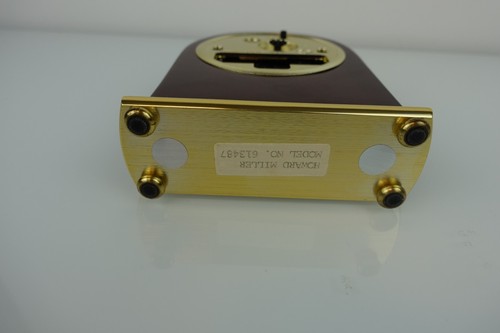 Howard Miller Arco de Palisandro Reloj de Mesa Madera Alto Brillo Latón Alarma Batería - Imagen 3 de 4