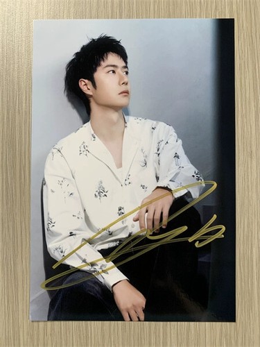 Star Wang Yibo autographed photos 24 classic and popular fixation photos 6 inch - Picture 20 of 28