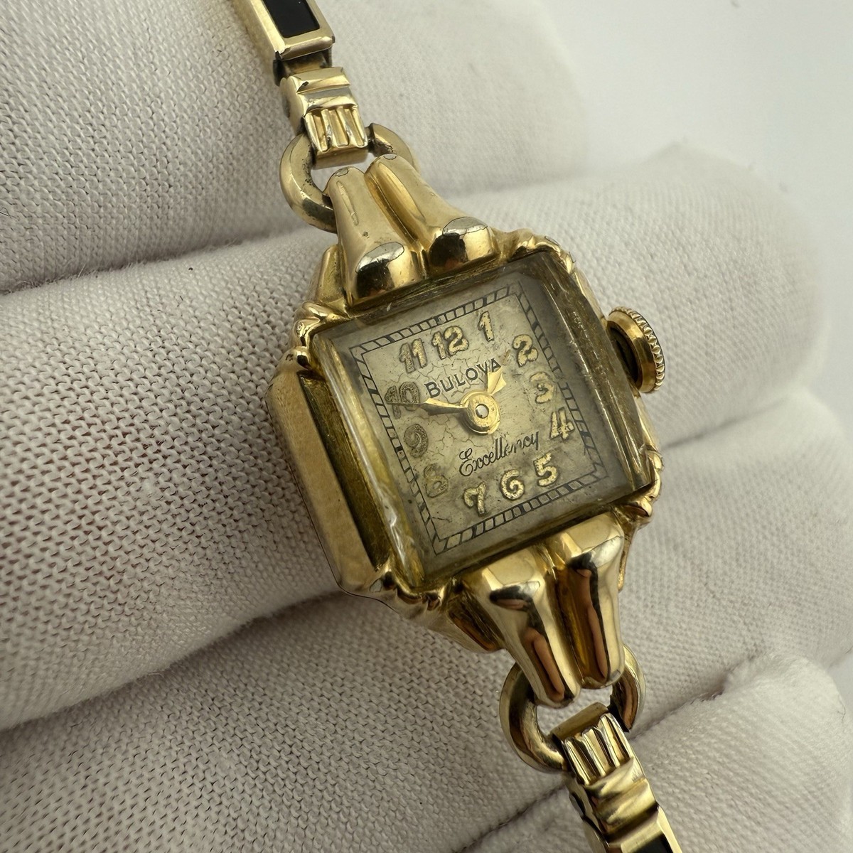 Bulova Ladies 10kt Filled Gold-tone Hexagonal Dial Bracelet Watch Vintage Bulova 10K Yellow Gold Filled Ladies Watch. Cal 6AH  main image 4