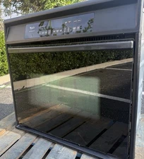 Whirlpool Electric Wall Oven BuiltIn Single Oven used ovenDigital Controls Black