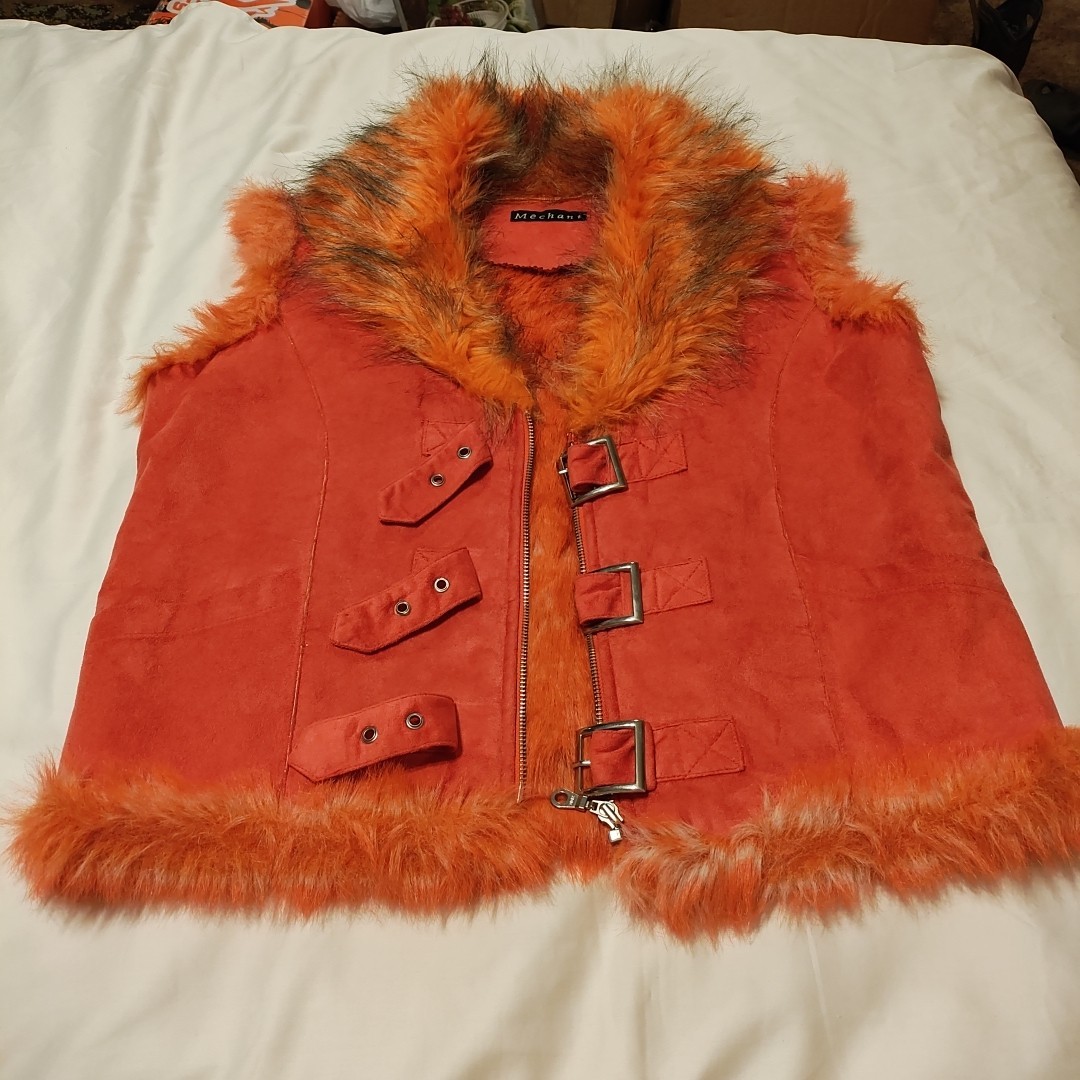 Picture 1 of 10