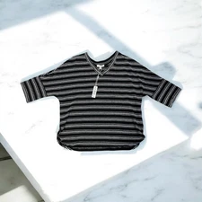 Max Studio Black & White Striped 3/4 Sleeve Knit Shirt Size XS NWT