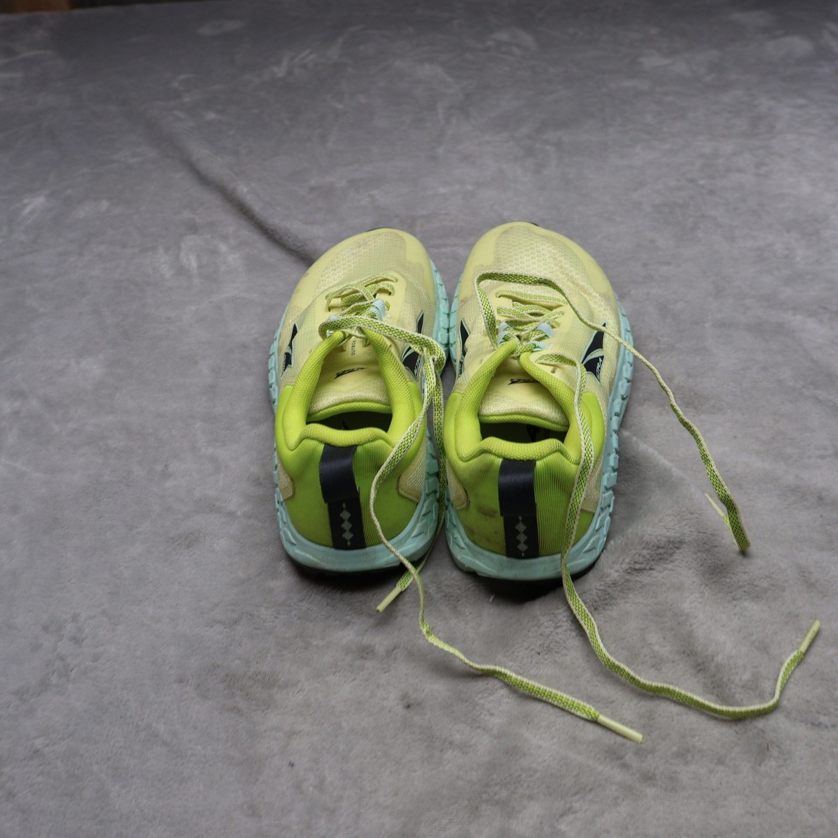 Altra Outroad 2 Trail Running Shoes‎ Green Yellow Men Size 12.5 Altra Womens 7.5 Running Shoes Yellow Outroad 2 Trail  main image 3