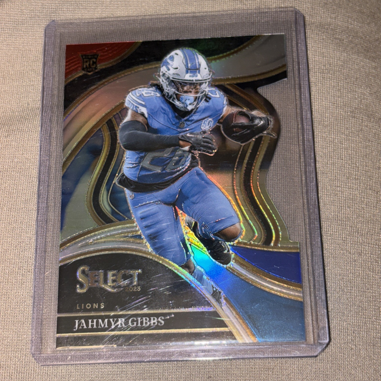 2023 Panini Select - Club Level Red & Blue Prizm Die-Cut #266 Jahmyr Gibbs (RC)