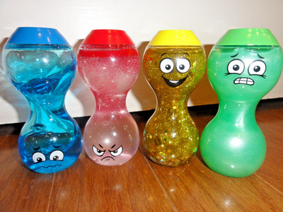 Hand2Mind Express your feelings sensory bottles emotions Set of 4 Fun Faces