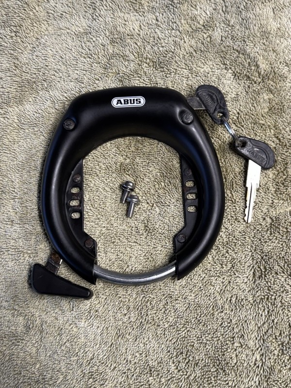 Abus Frame Lock 4650 - Used On Electra Townie Go! 8i (2 Keys) in Good Condition