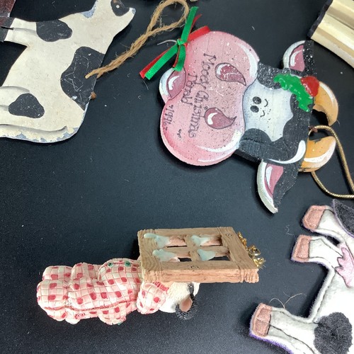 Cow Christmas Ornaments Lot 31 Wood Santa Metal Resin Ceramic Fabric Primitive - Picture 16 of 24