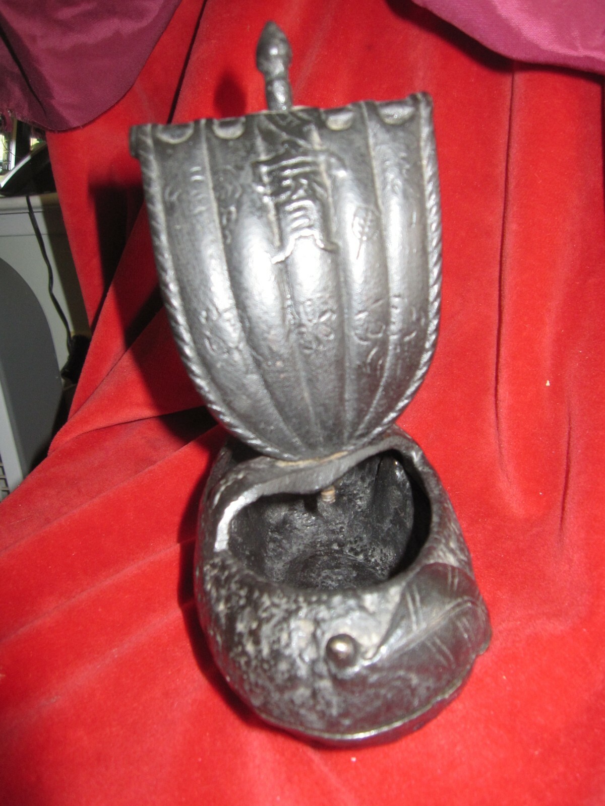 Picture 12 of 12