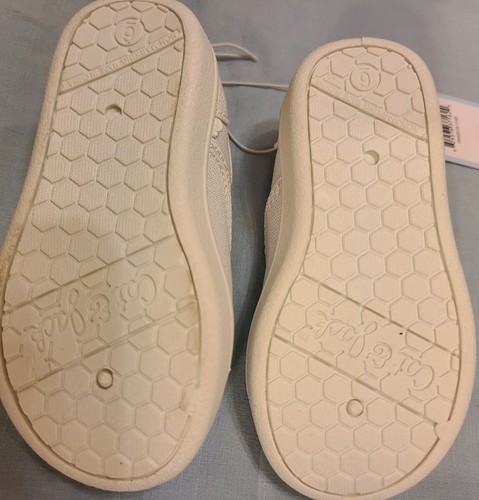 Cat & Jack toddler shoes - Picture 5 of 6