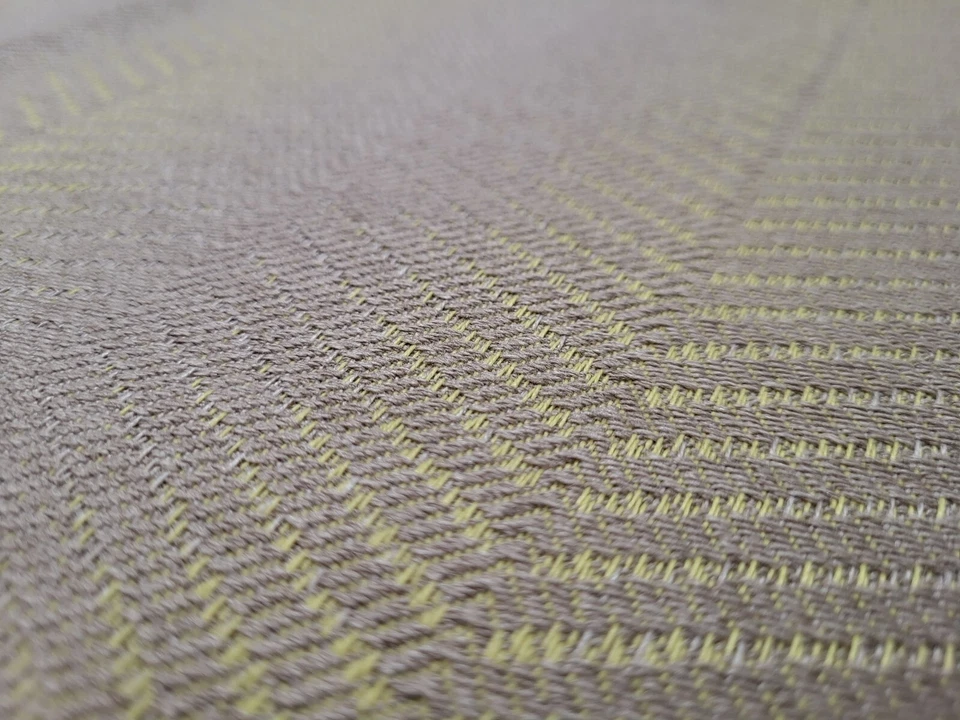 Ткань Sunbrella Perception Glow желтая серая внутренняя/наружная тканая шевронная UPH - Изображение 3 из 3