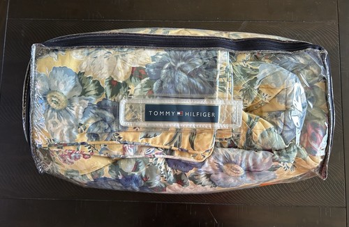 Tommy Hilfiger 3PC King Comforter Set Multi Color Floral Design NWT - Picture 5 of 8