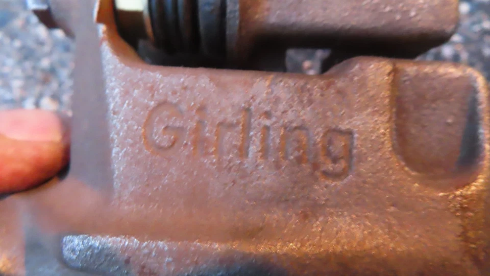 Pinza de freno trasera derecha e izquierda VOLVO 780 Coupe Bertone 1066-3 2269-2 Foto 2 de 4