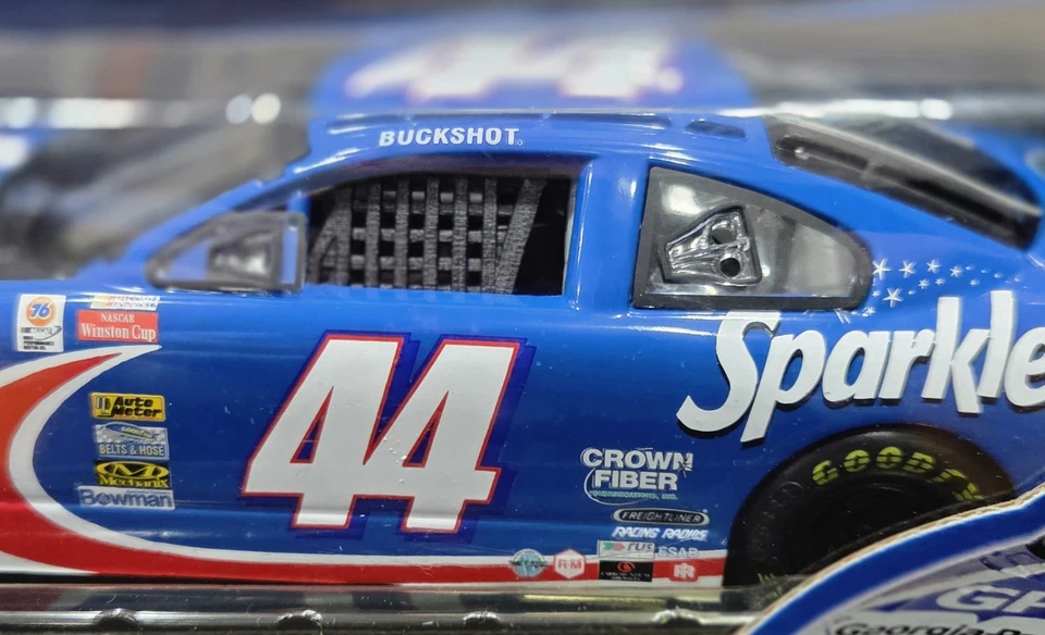 Coche Buckshot Jones #44 Georgia Pacific Petty Enterprises 2001 calibre 1/24 Foto 2 de 4
