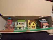 Vintage 1999 Model Power Dickens Village For The Ho Electric Train Set No. 1077