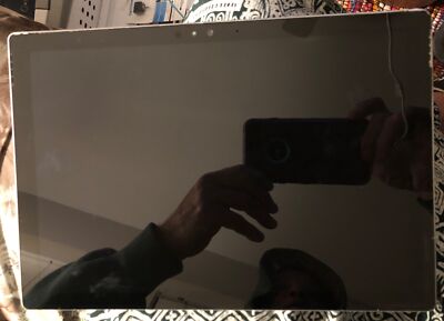[BROKEN] Microsoft Surface Pro 4 1724 Silver 128 GB and 4gb 12.3'' No Power