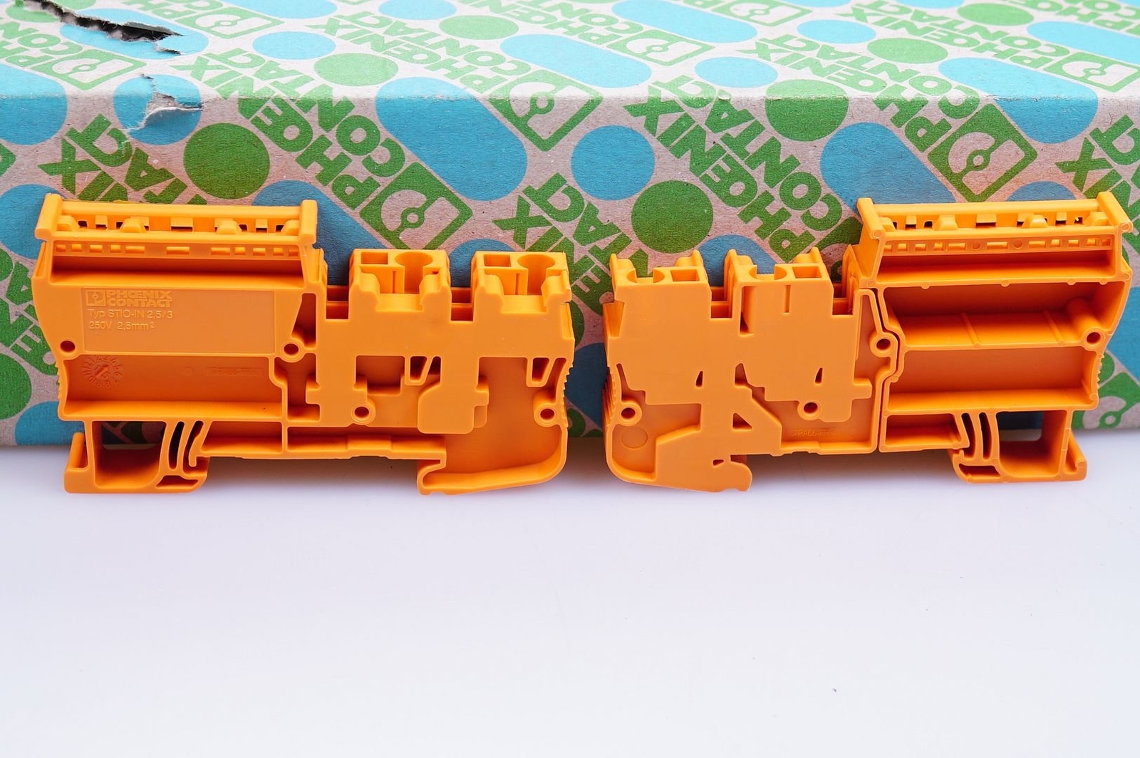 1 Piece Phoenix Contact STIO-IN 2.5/3 OG 3209196 Feed Terminal, Orange