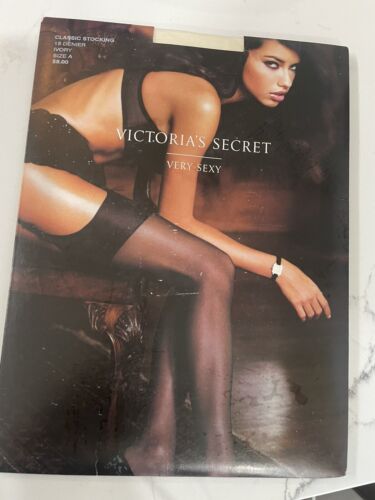 VICTORIA SECRET *VERY SEXY* 15 DEN CLASSIC GARTER STOCKING SIZE-A IVORY - Picture 1 of 5