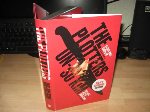 Un-Su Kim - The Plotters Signed Numbered 1st 2019 Korean crime thriller bookmark