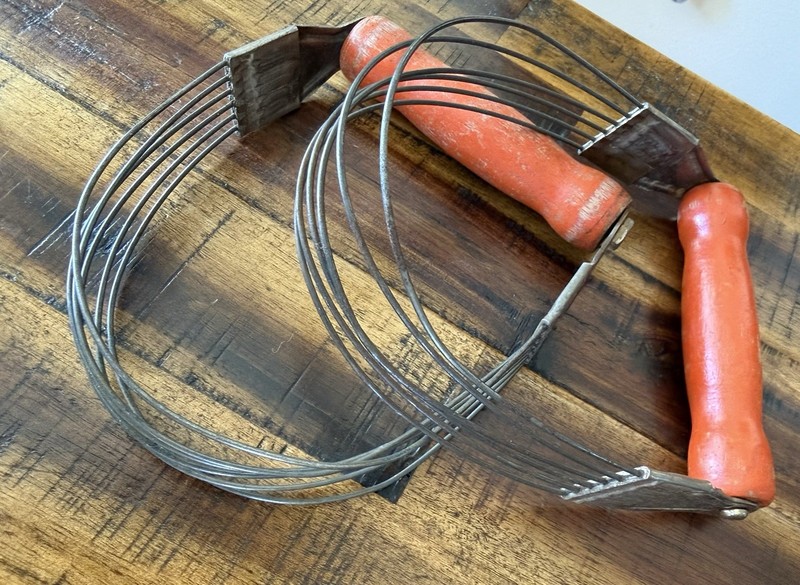 Pastry Cutter Blender Set of 2 orange Wooden Handles Metal Round