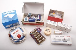 Märklin H0 Elektrik Megakonvolut Trafos Stellpulte Weichenantriebe