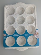 Trudeau Silicone Muffin Cupcake Pan 12-Cup Co...