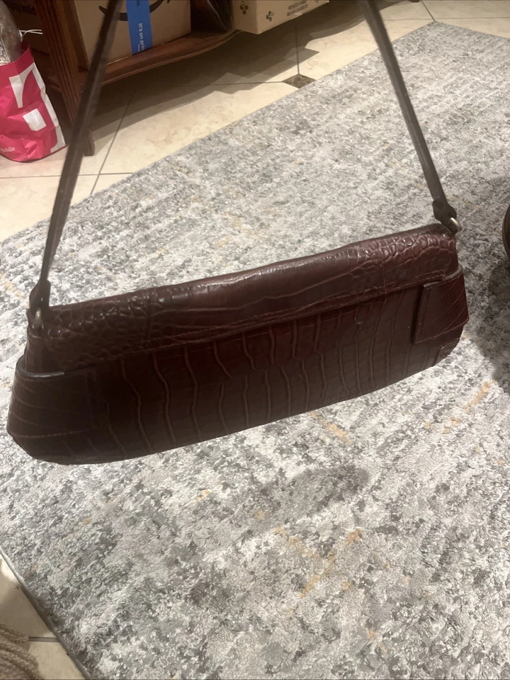 Bolso de Hombro Marrón De Colección Y2K XOXO Horsebit Croc En Relieve Una Correa Foto 4 de 4