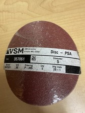 Tarcze szlifierskie VSM 50 ziarnistości 5 cali średnica 357061 P-395 Materiały ścierne zaokrąglone 5 opakowań po 5 tarcz