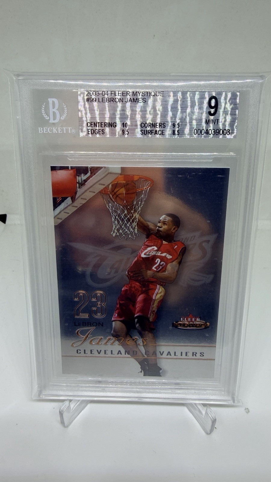 2003 Fleer Mystique LeBron James RC /999 BGS 9