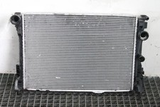 Radiateur Mercedes 207