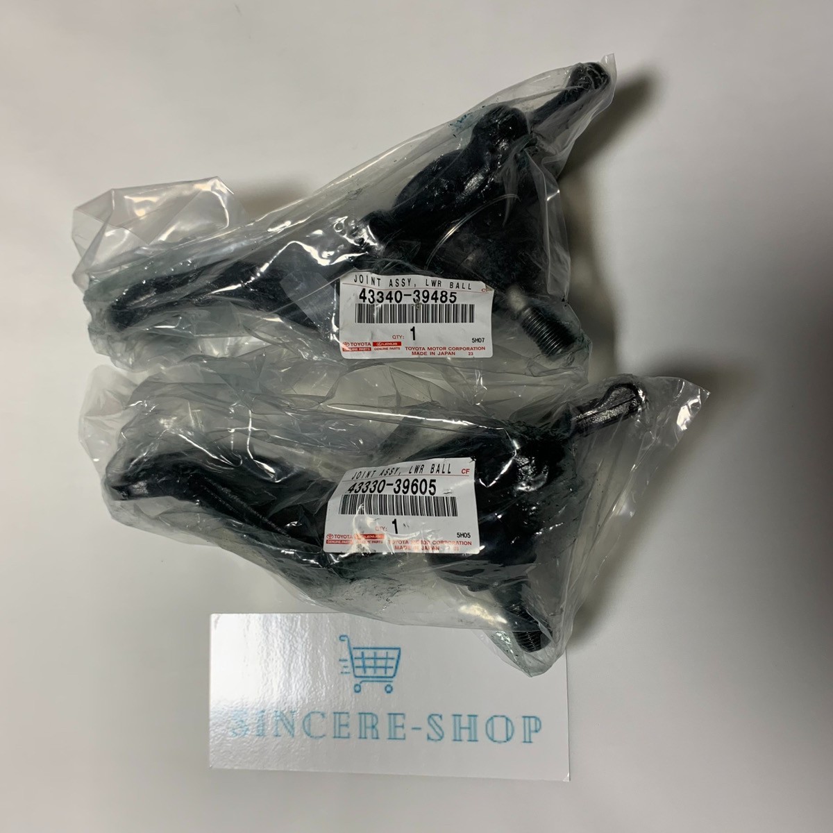 ユウ Toyota Sequoia Tundra Lower Ball Joints LH & RH 43330-39605 43340
