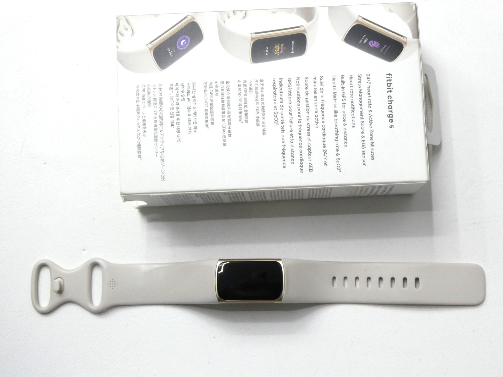 Fitbit Charge 5 Activity Tracker Soft Gold Lunar White - FOR PARTS