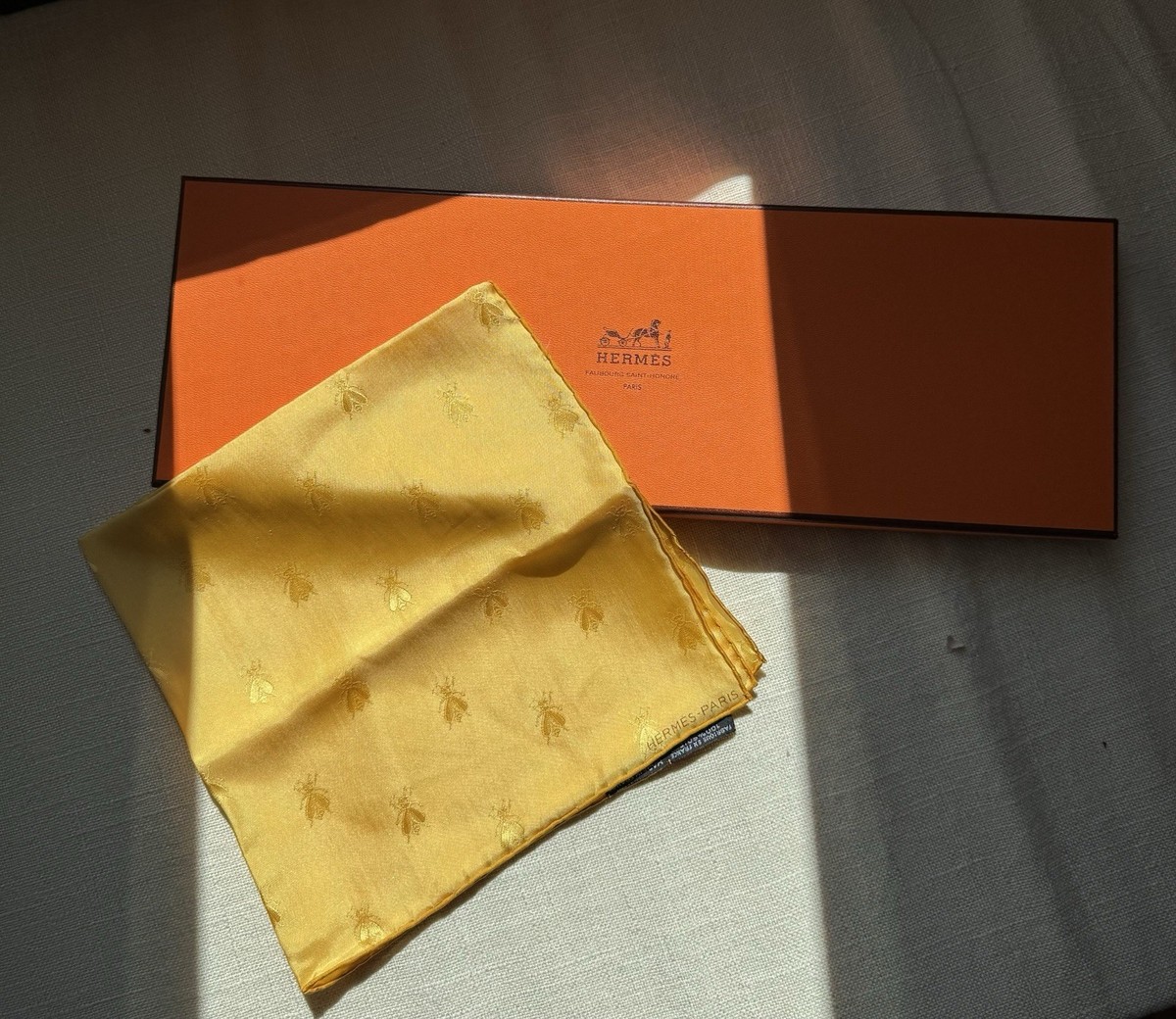 HERMES ツイリー HK-Hermes 100% Silk Yellow Hermès Yellow 100% Silk Men's Handkerchief Bee Motif with Box | eBay