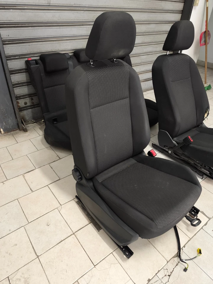 SEDILE/TAPPEZZERIE PASSEGGERO ANTERIORE VOLKSWAGEN POLO AW1 BZ1 2017- Foto 3 de 4