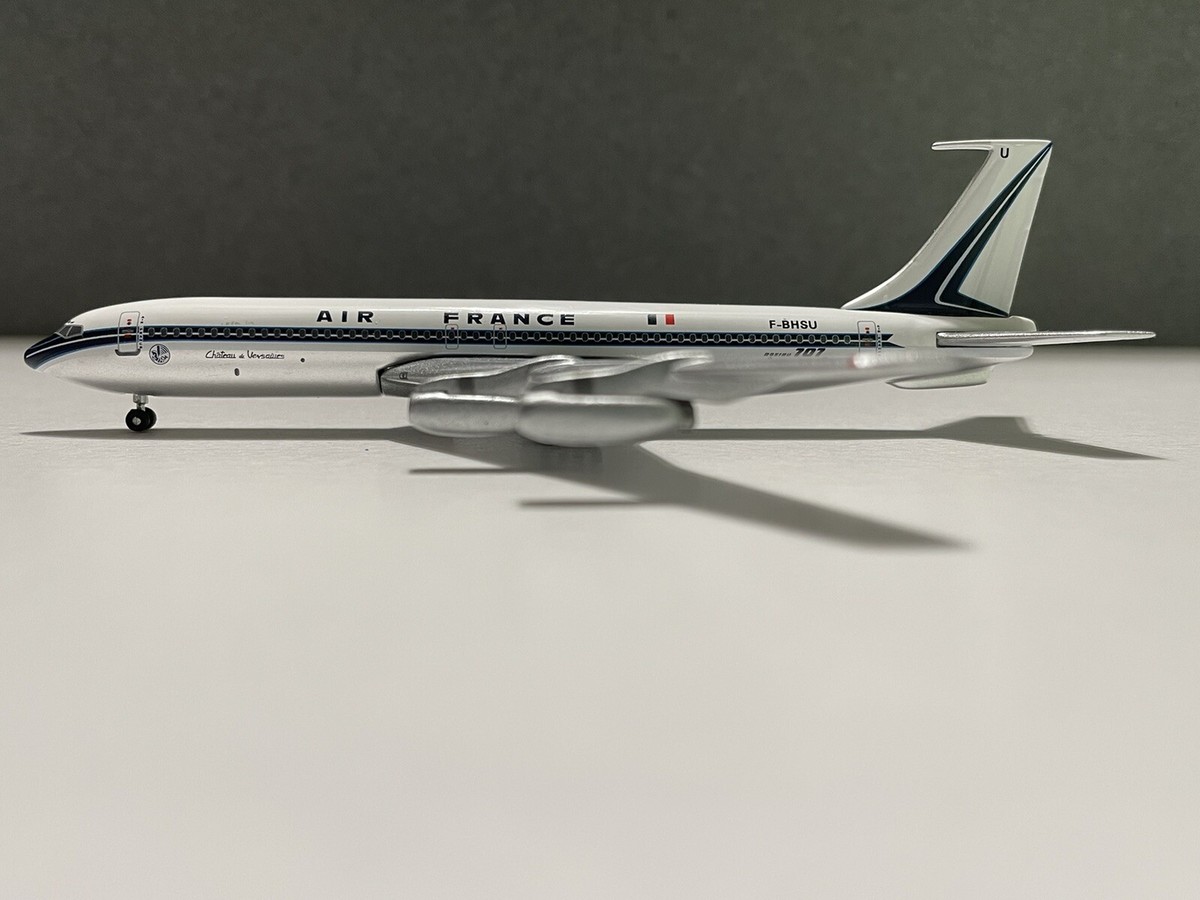 Aeroclassics Air France Boeing 707-320 F-BHSU “Versailles