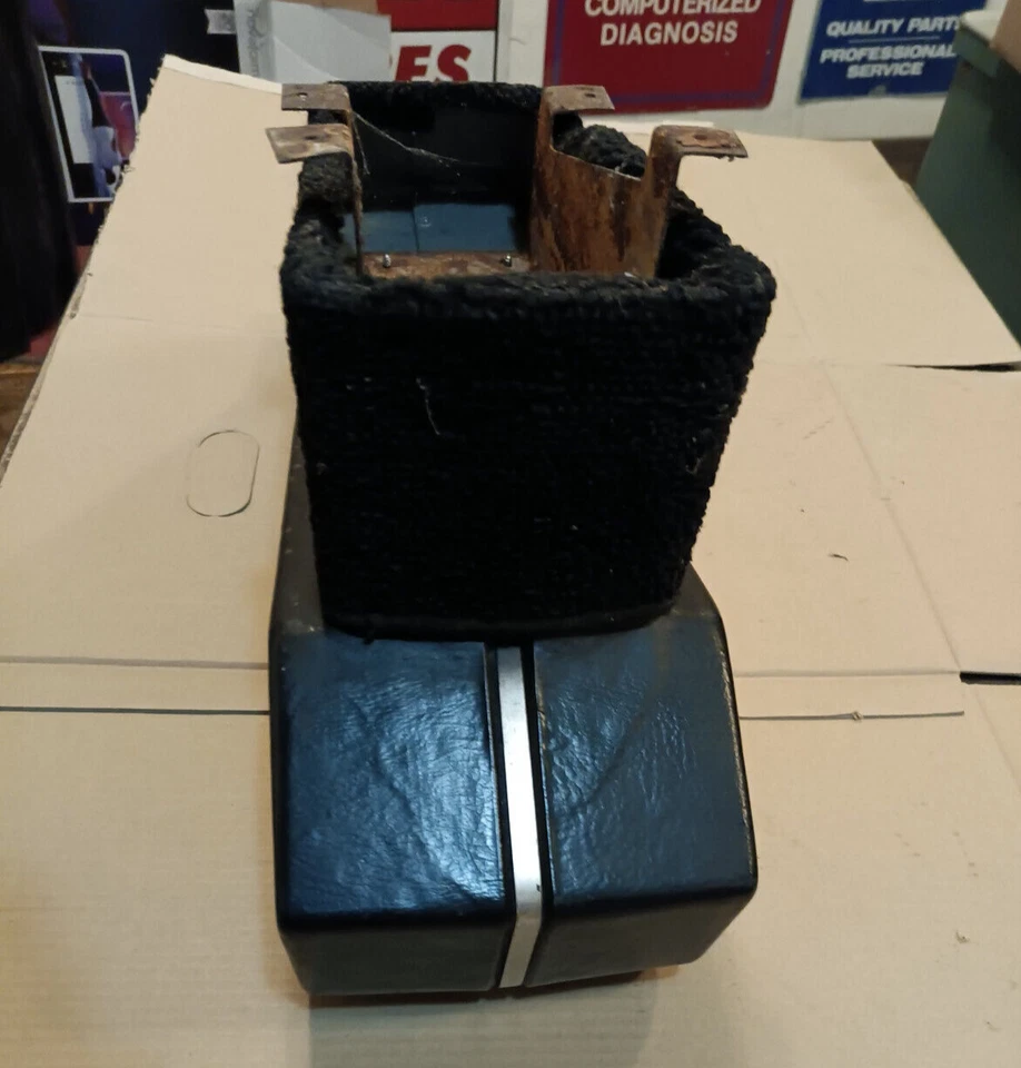 罕见工厂 66 67 Toronado 中控台适用于桶座 Oldsmobile 1966 1967 — 第 4/4 张图片