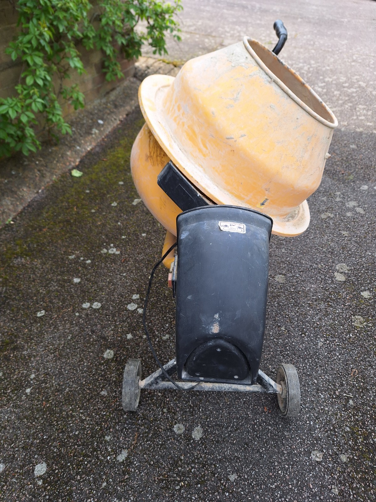 CHARLES BENTLEY PORTABLE ELECTRIC CEMENT/CONCRETE MIXER USED eBay